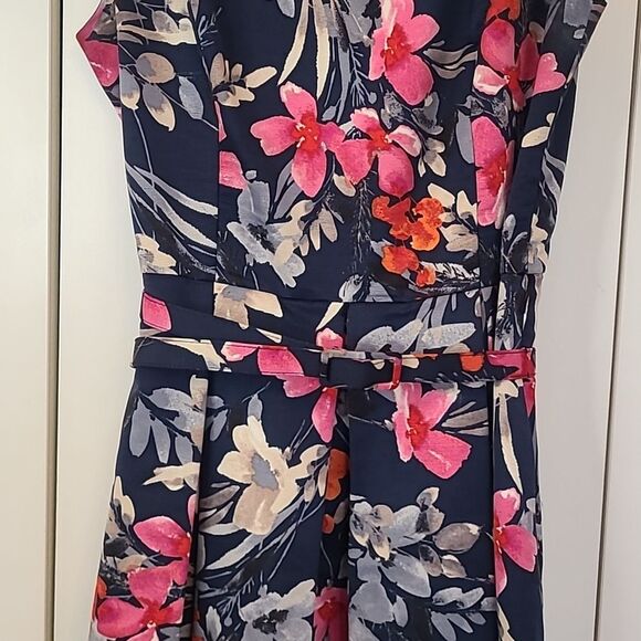 Eliza J Fit & Flare Floral Belted Dress Blue Pink Side Pockets Size 14 - Picture 5 of 16